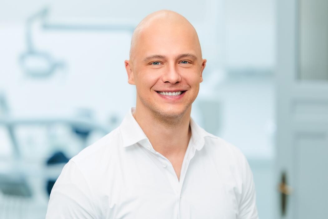 Bilder DENTALFIRST - Zahnärzte Dres. Nowak