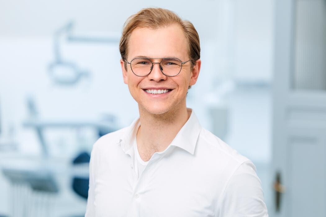 Bilder DENTALFIRST - Zahnärzte Dres. Nowak