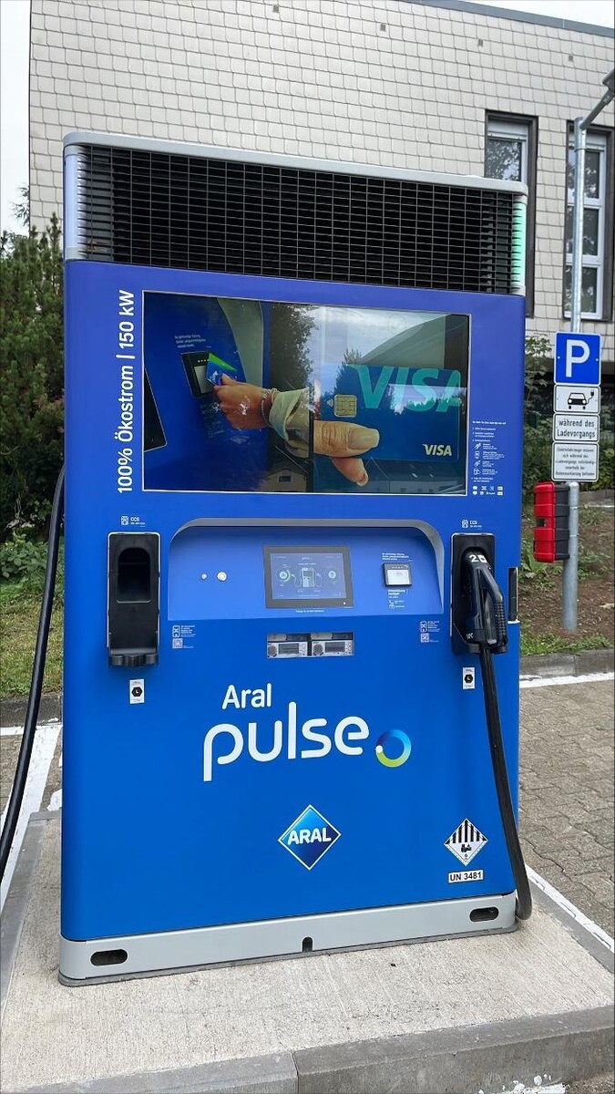 Bilder Aral pulse Ladestation