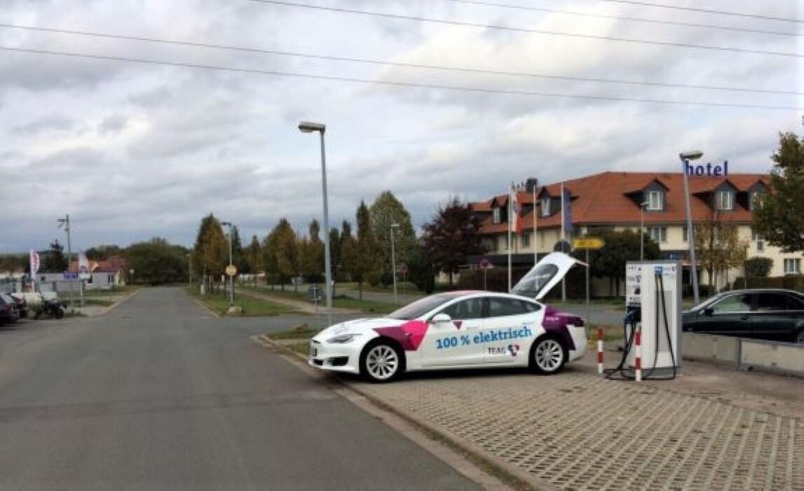 Bilder TEAG Mobil-Ladestation