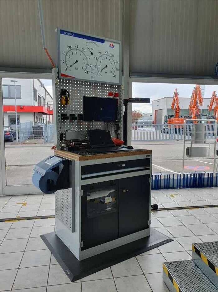 Bilder TÜV SÜD Service-Center Bad Friedrichshall