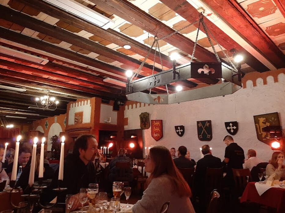 Bilder Burg Restaurant und Cafe auf der Ronneburg