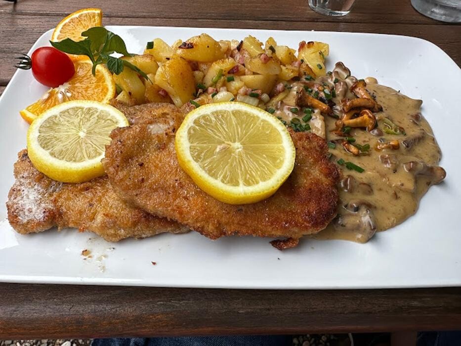 Bilder Burg Restaurant und Cafe auf der Ronneburg