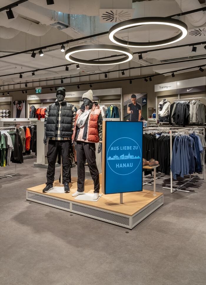 Bilder INTERSPORT Voswinkel Forum Hanau