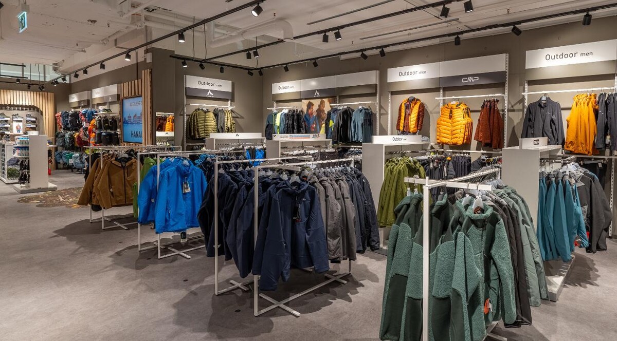 Bilder INTERSPORT Voswinkel Forum Hanau