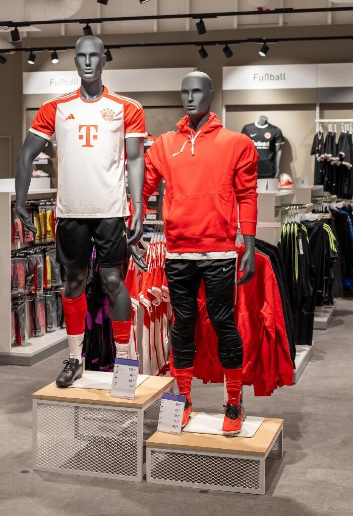 Bilder INTERSPORT Voswinkel Forum Hanau