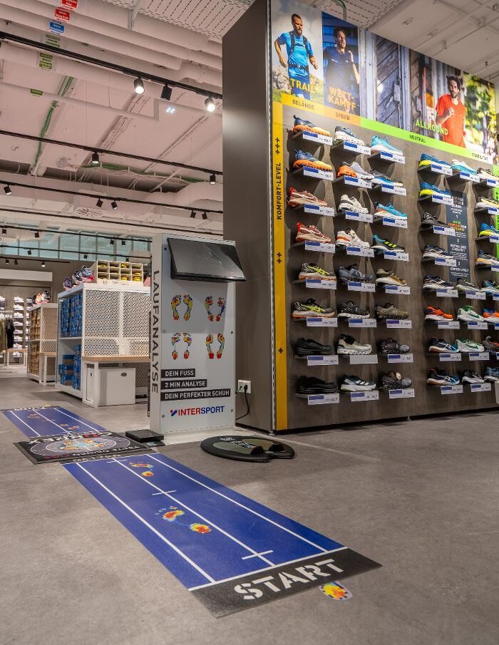 Bilder INTERSPORT Voswinkel Forum Hanau