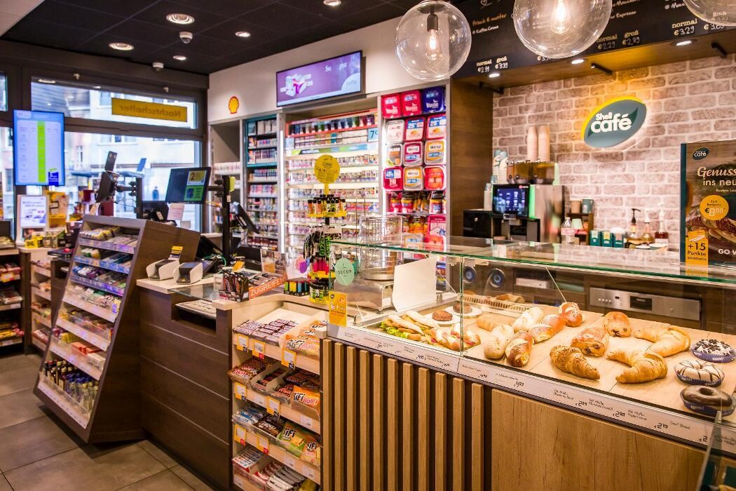 Bilder Shell Recharge Charging Station