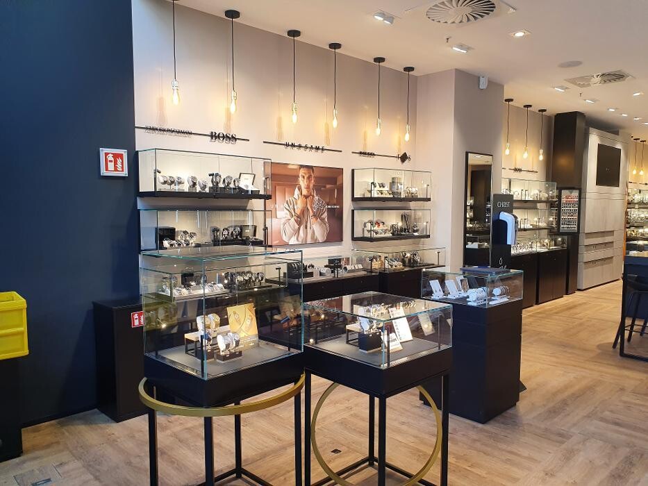 Bilder CHRIST Juweliere und Uhrmacher