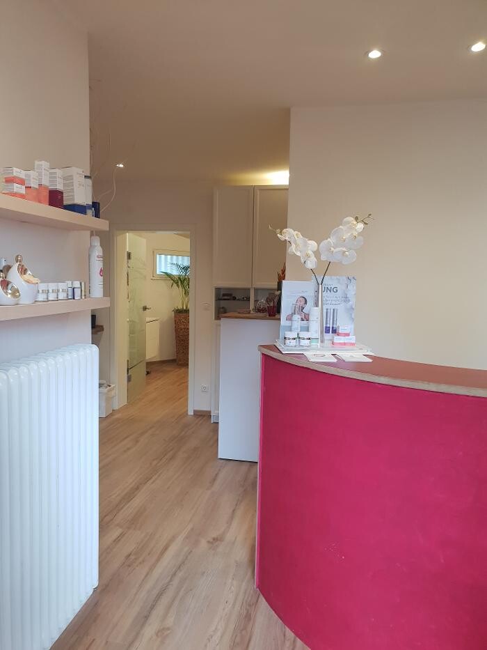 Bilder Professional Line esthetics Kosmetik Bad Aibling
