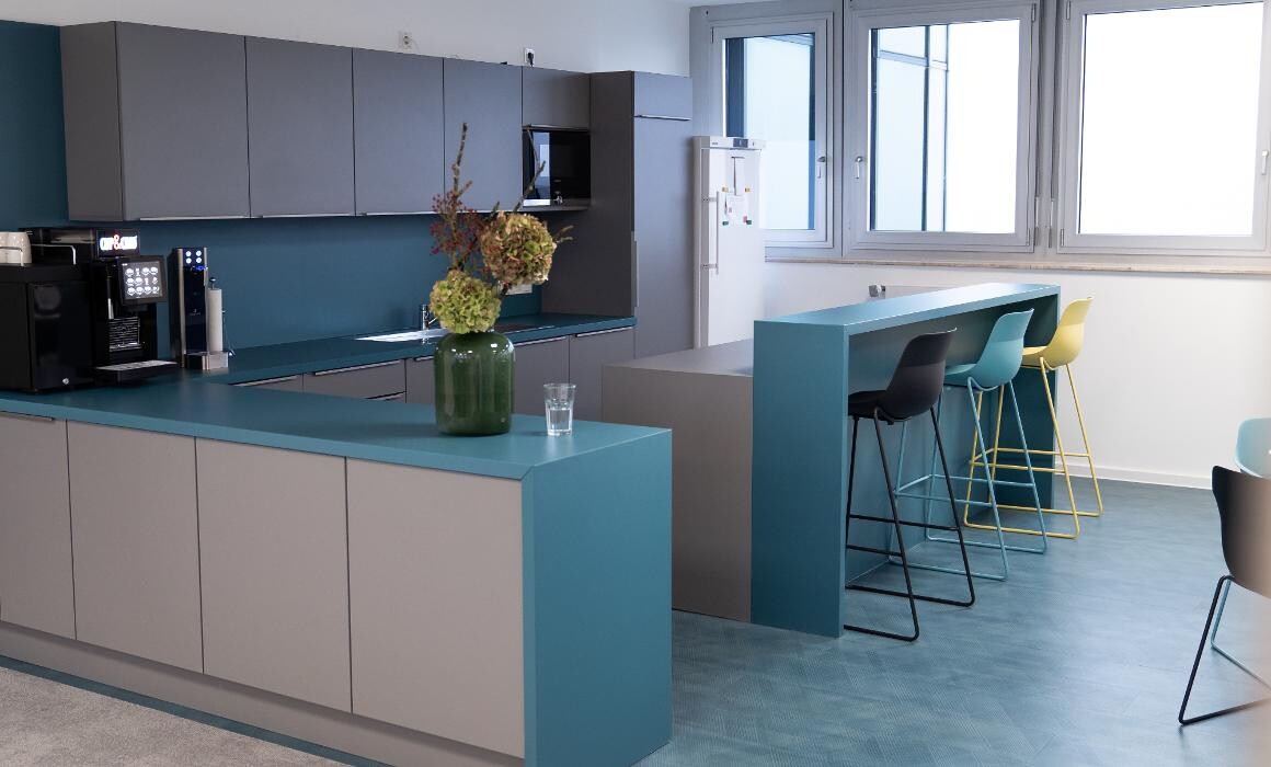 Bilder juunit - SYSTEMHAUS-FRANKFURT