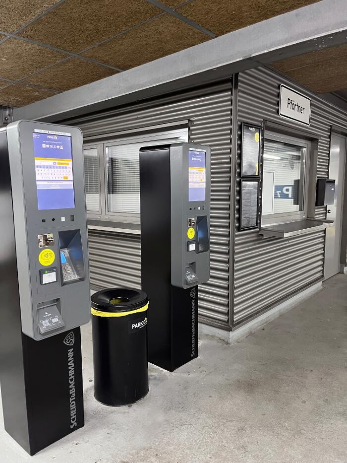 Bilder PARK ONE Parkhaus Rollbergstrasse