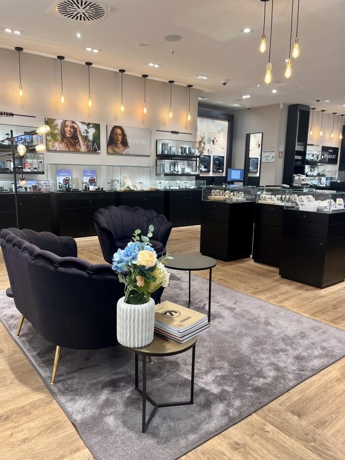 Bilder CHRIST Juweliere und Uhrmacher