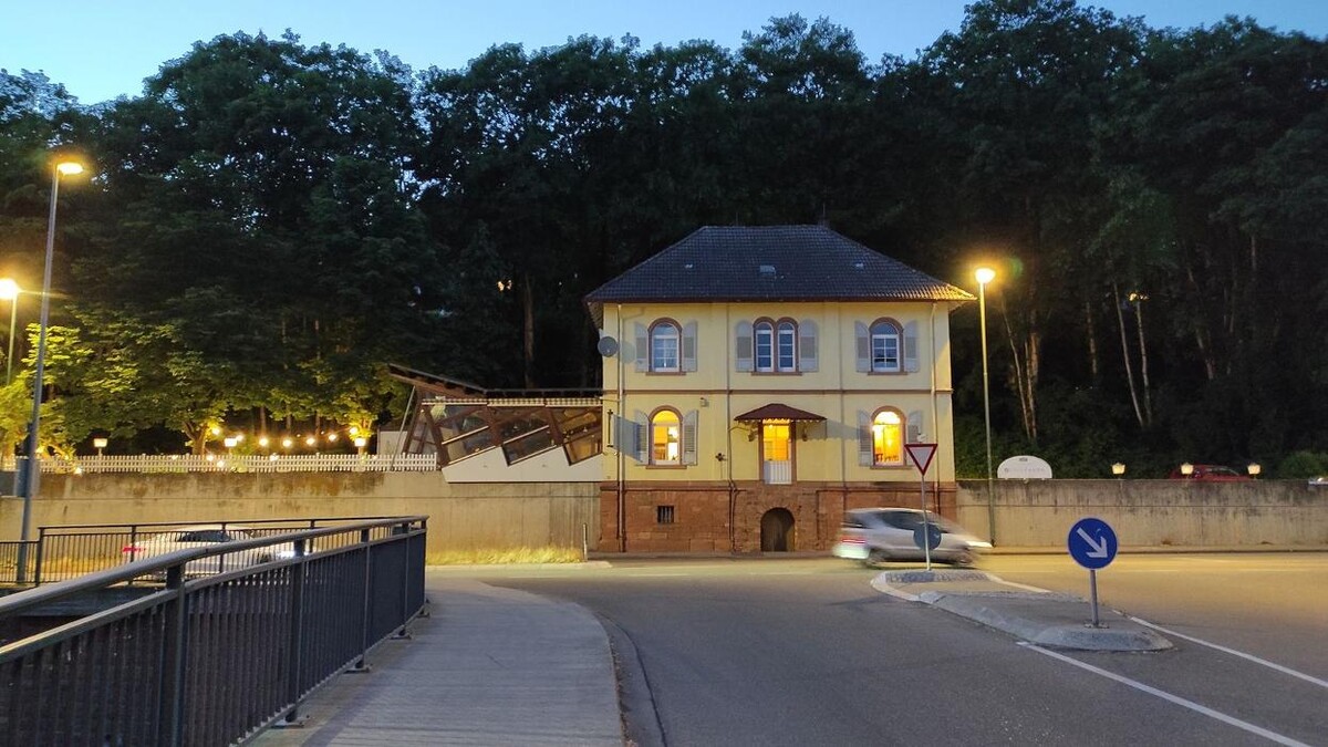 Bilder Guller | American Restaurant