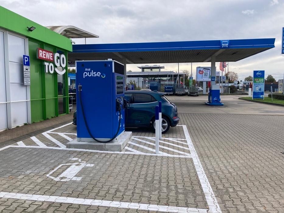 Bilder Aral pulse Ladestation
