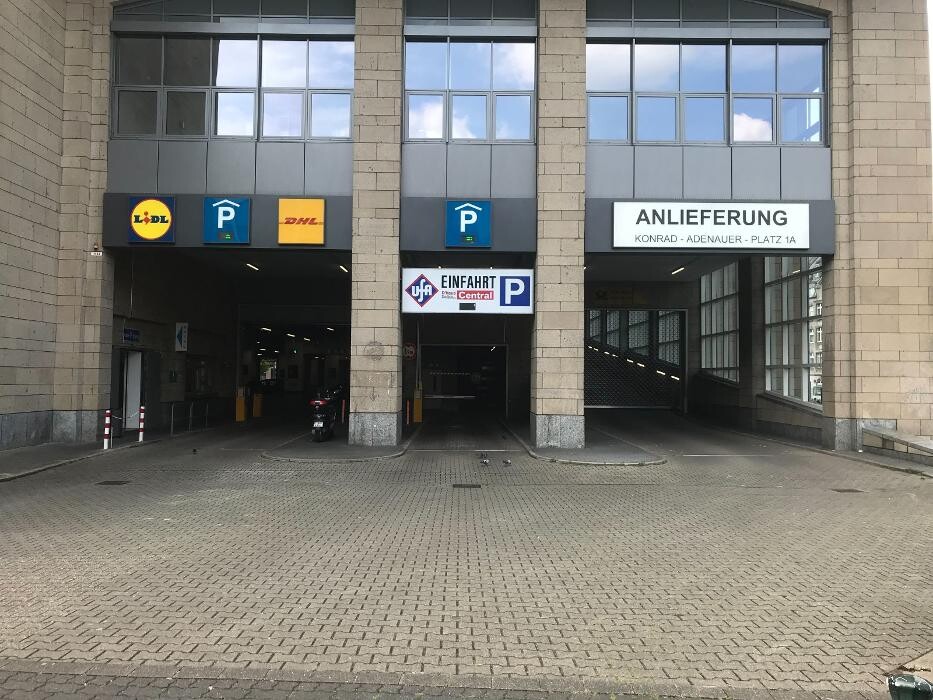 Bilder ampido Parkplatz
