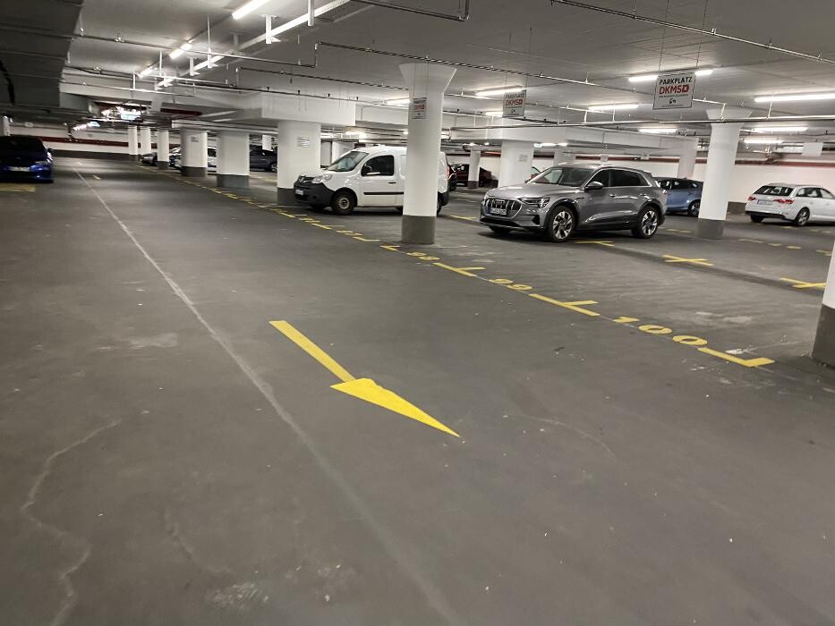 Bilder ampido Parkplatz