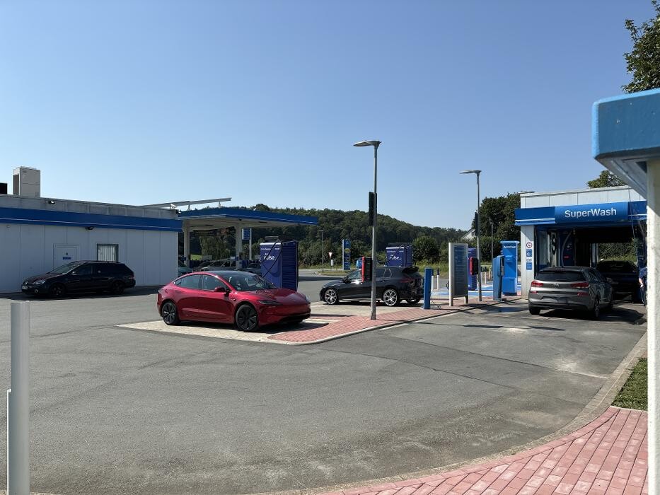 Bilder Aral pulse Ladestation