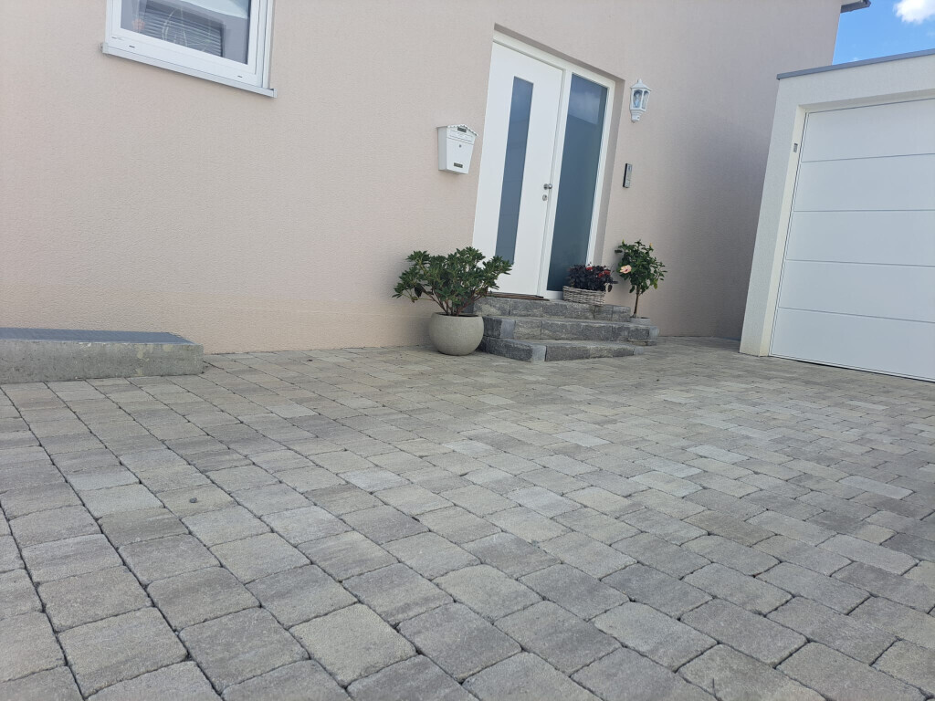 Bilder EBA-BAU