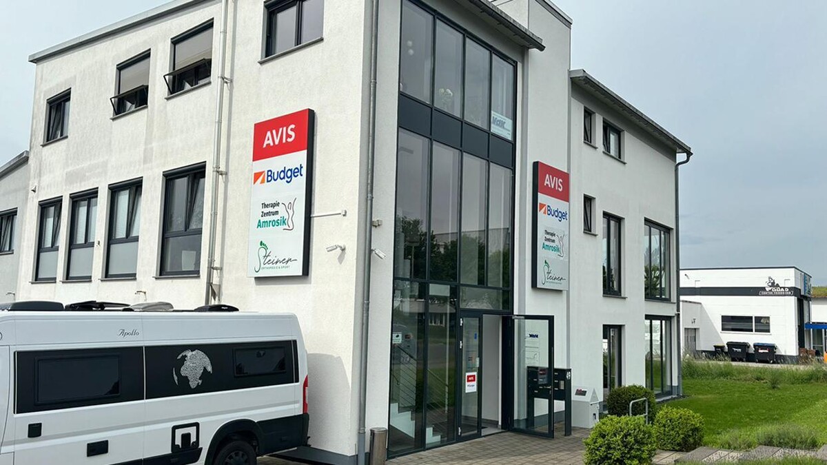 Bilder Avis Autovermietung - Friedberg