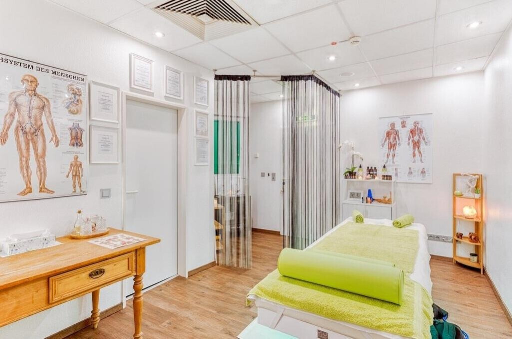 Bilder Massage Therapie Frankfurt