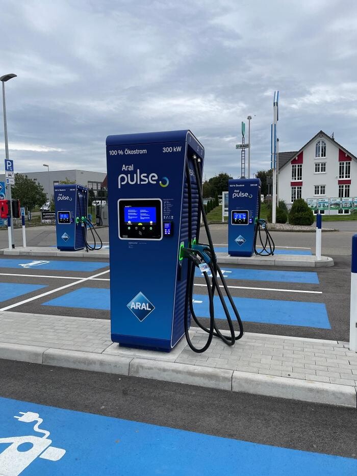 Bilder Aral pulse Ladestation