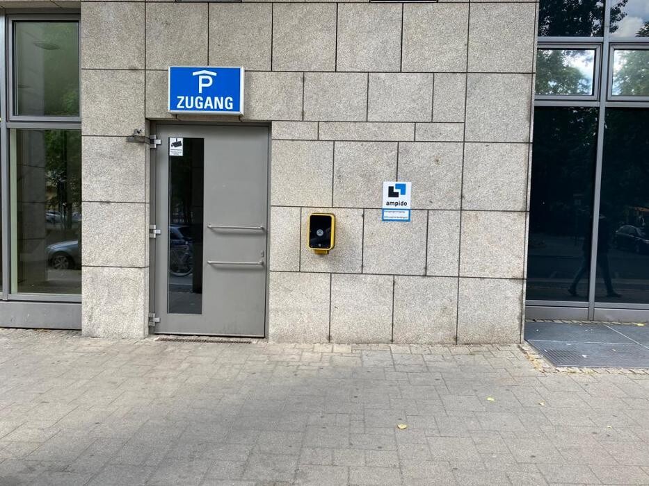 Bilder ampido Parkplatz