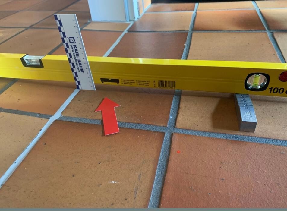 Bilder Ralph Werthebach von der HWK Südwestfalen ö.b.u.v. Sachverständiger im Fliesenlegerhandwerk