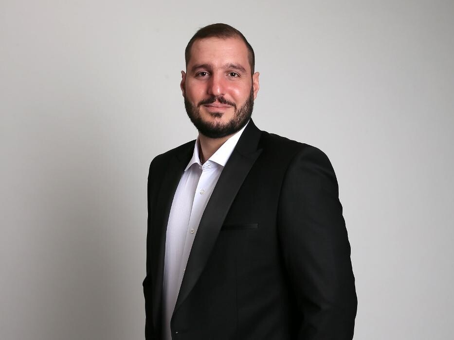 Bilder ERGO Versicherung Stergios Papadopoulos