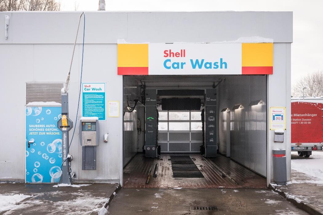 Bilder Shell Recharge Charging Station