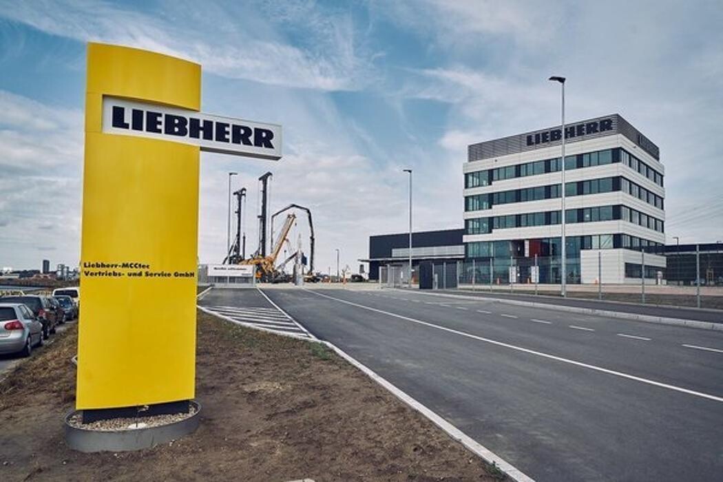 Bilder Liebherr-MCCtec Vertriebs- und Service GmbH