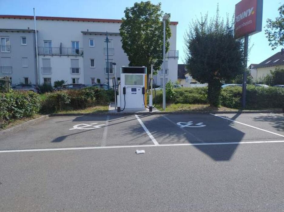 Bilder Shell Recharge Charging Station