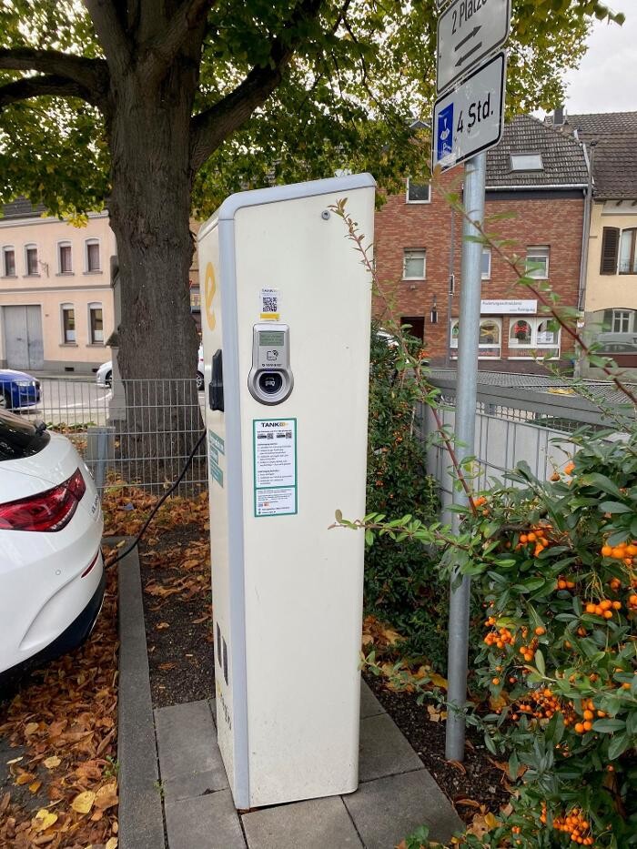 Bilder e-regio Ladestation