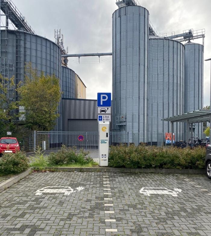 Bilder e-regio Ladestation