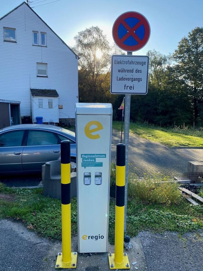Bilder e-regio Ladestation
