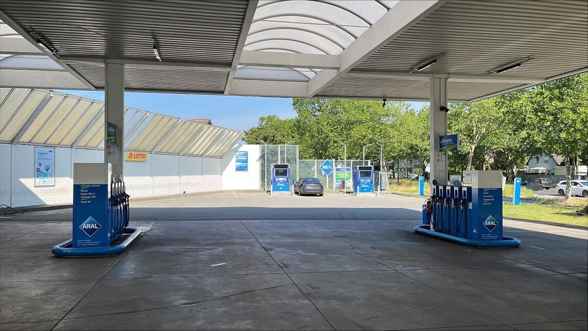 Bilder Aral pulse Ladestation