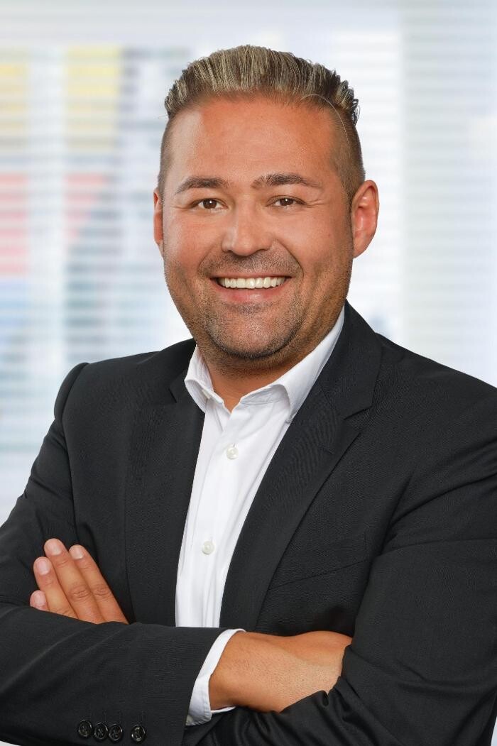 Bilder ERGO Versicherung Salih Ünal