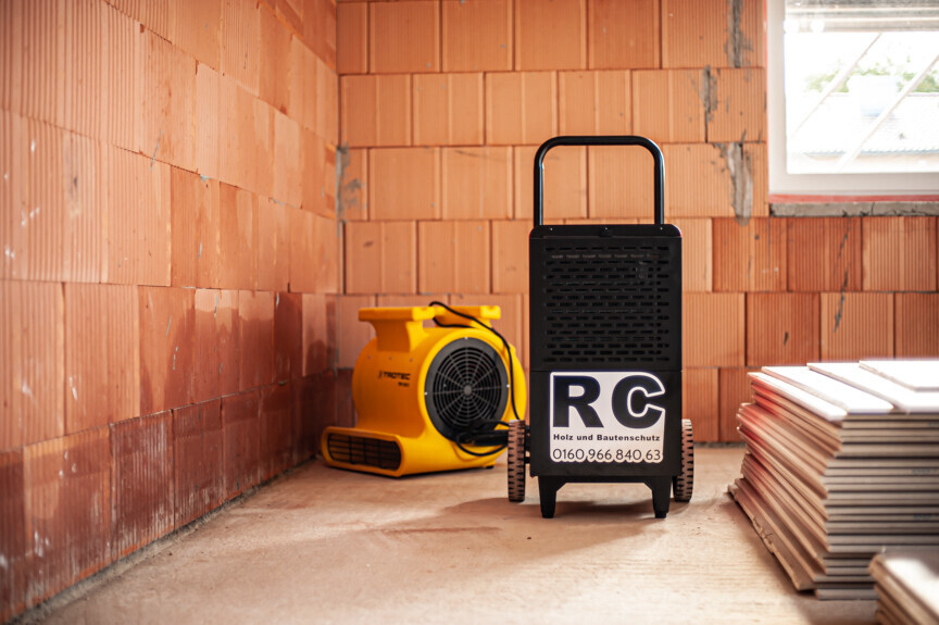 Bilder RC Bautentrocknungsgewerbe