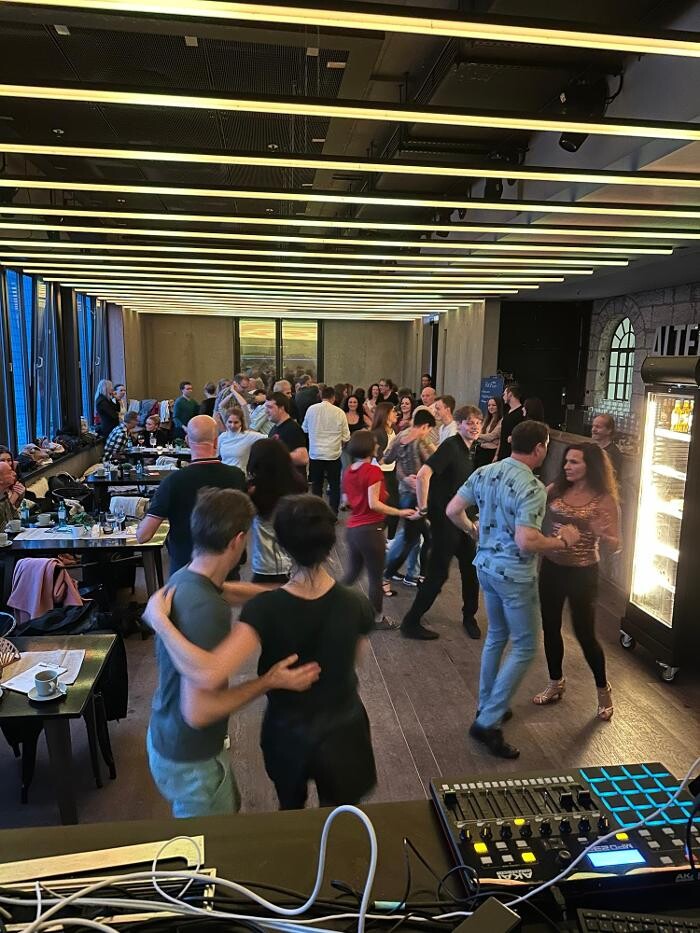 Bilder Salsa Tanzschule Bailamos Würzburg