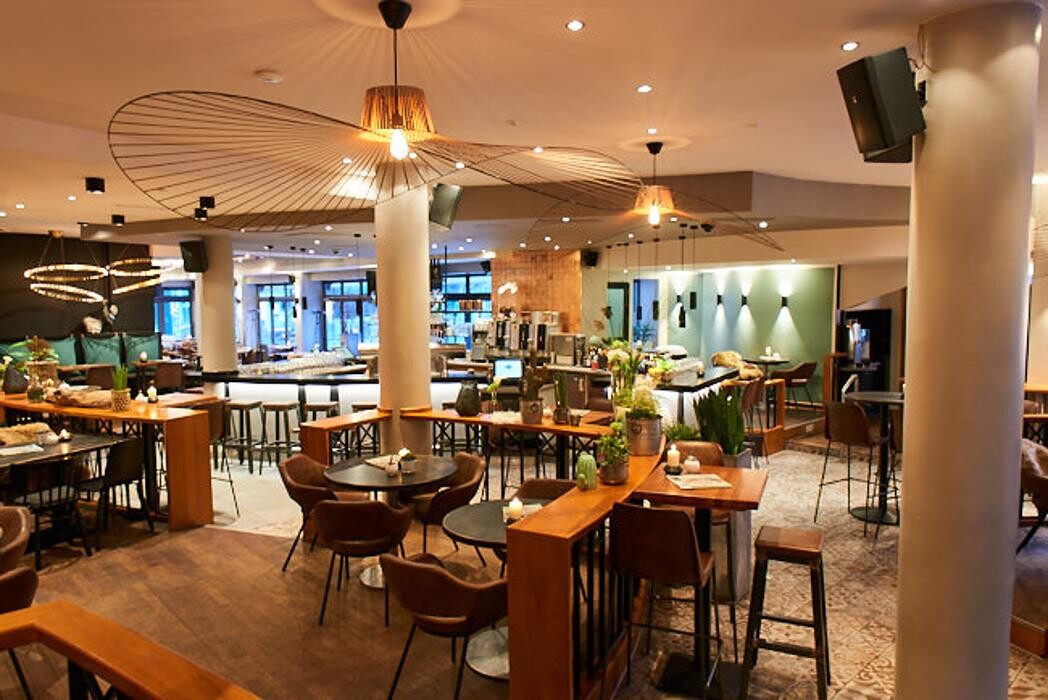 Bilder deseo Cafe . Restaurant . Bar