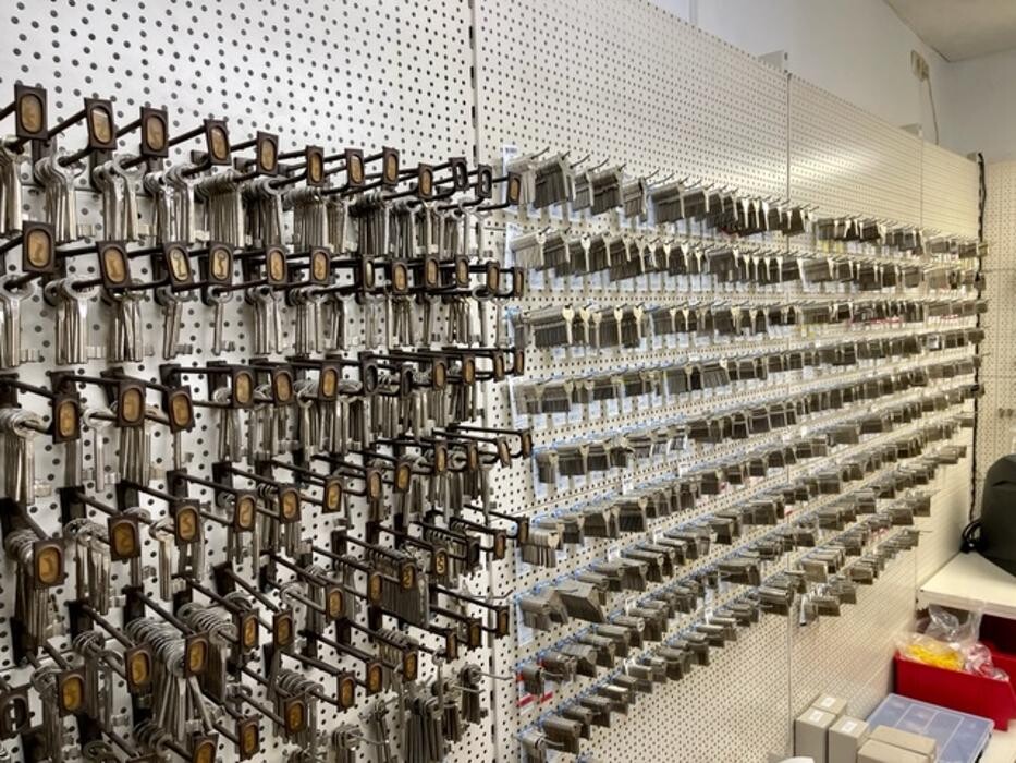Bilder Zinnkann GmbH Eisenwaren - Schließanlagen