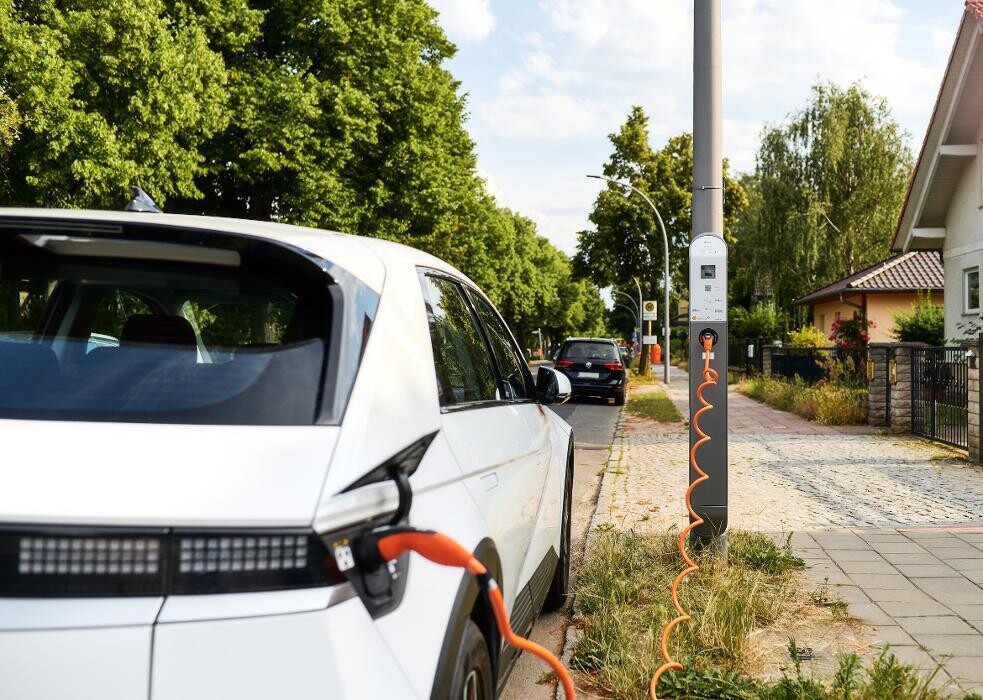 Bilder ubitricity EV Charging Station