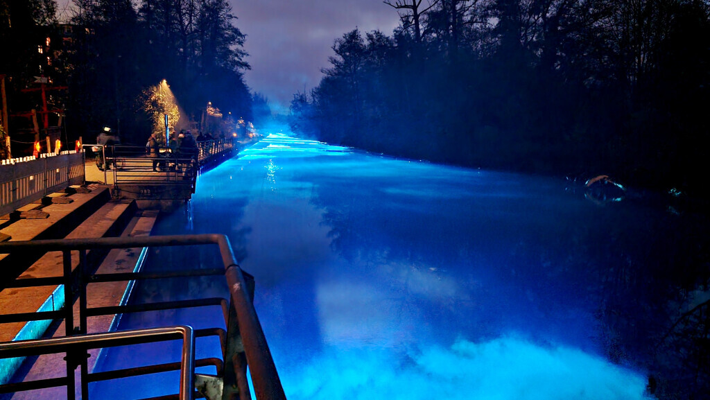 Bilder ACLS Lasershow und Lichtkunst