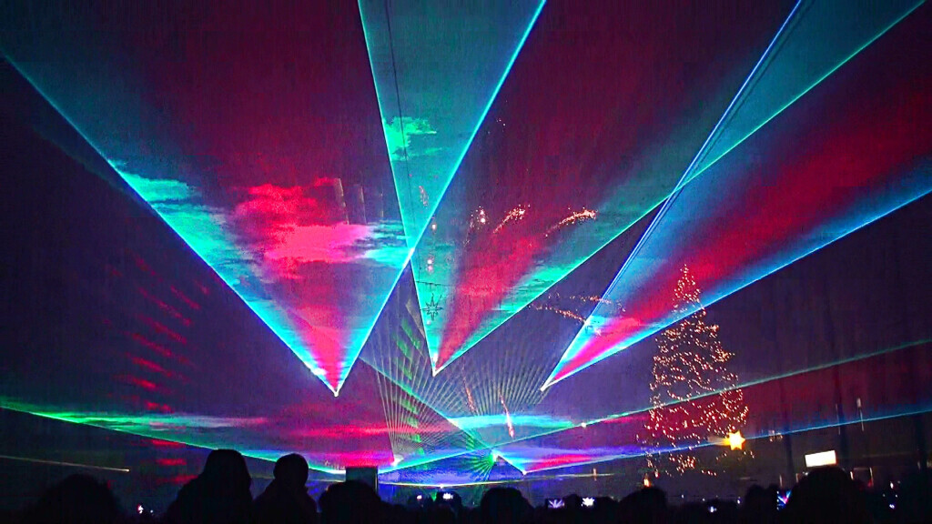 Bilder ACLS Lasershow und Lichtkunst