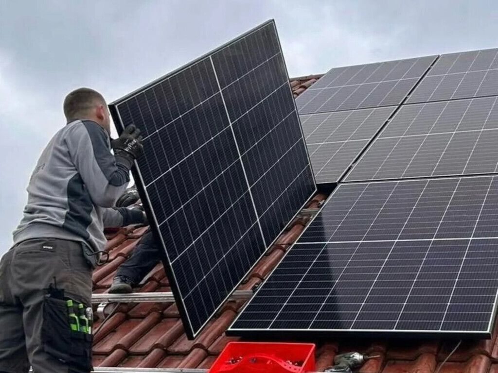 Bilder ASpower - Ihr Partner für Photovoltaik