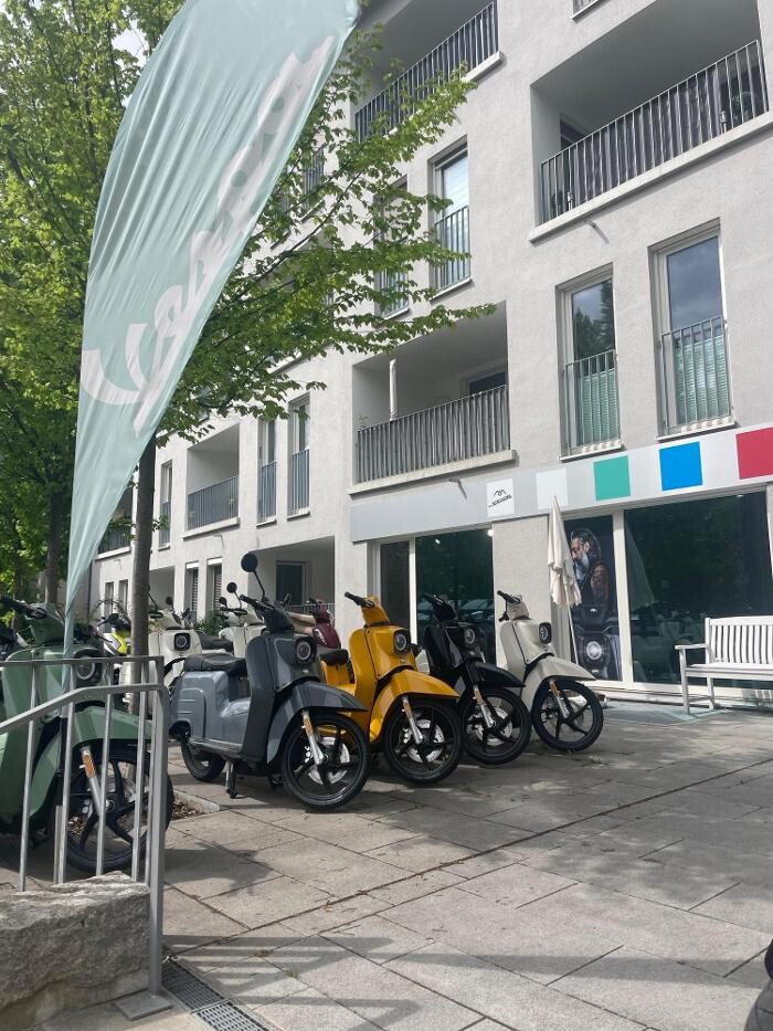 Bilder Rollerhaus König Store
