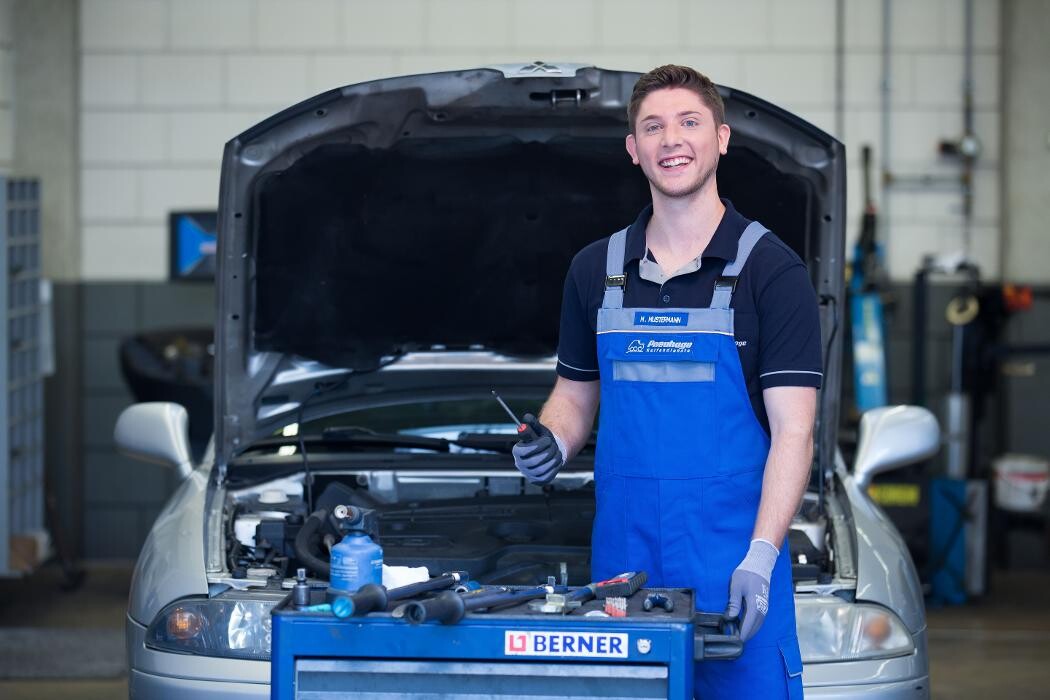 Bilder Pneuhage Reifen und Autoservice, ehemalige Autoservicezentrum Reichle