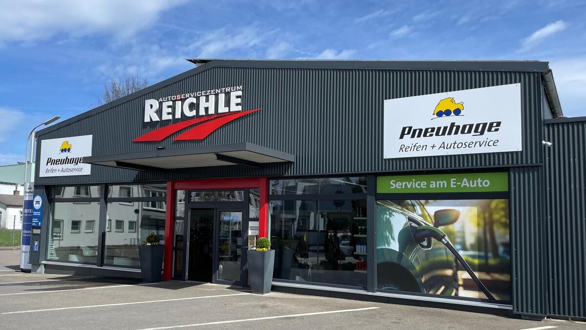 Bilder Pneuhage Reifen und Autoservice, ehemalige Autoservicezentrum Reichle