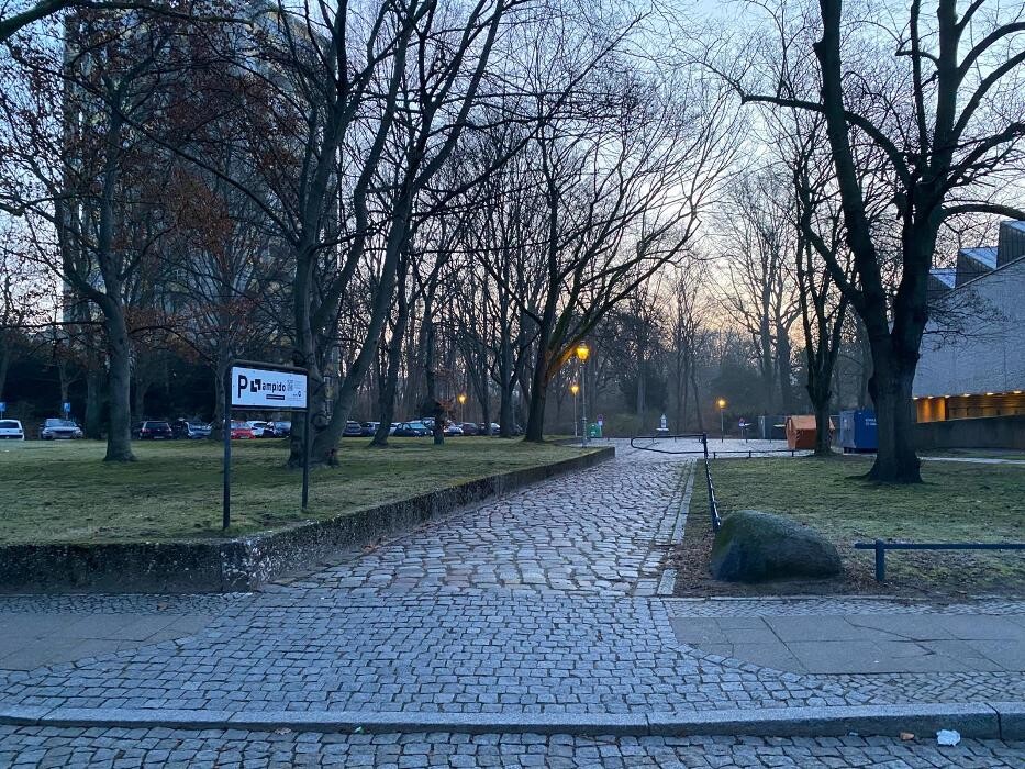 Bilder ampido Parkplatz