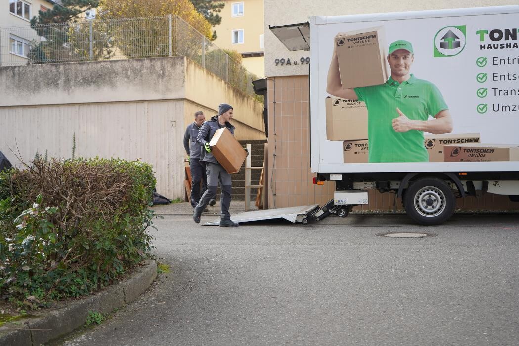 Bilder Tontschew Haushaltsauflösung